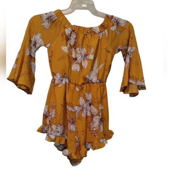 Floral Print Shorts Romper - Picture 1 of 3
